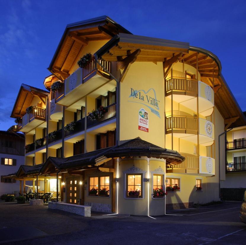 Hotel De La Ville Andalo Esterno foto